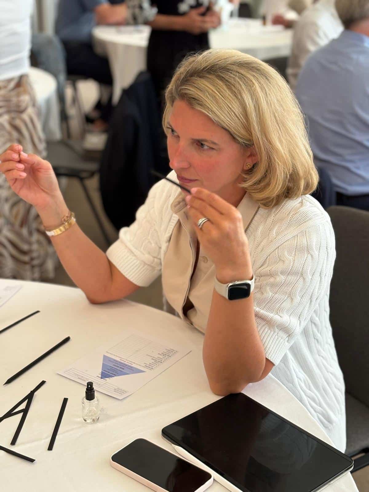 Atelier découverte parfum à Nice avec matières premières locales et exotiques