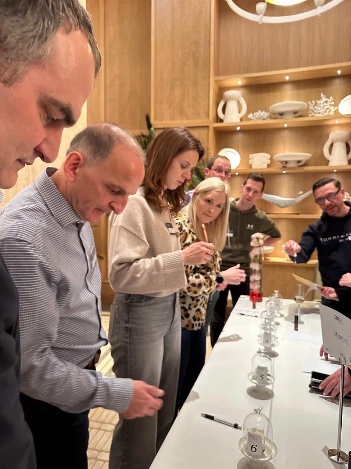 Animation team building parfum à Nice avec activités sensorielles ludiques